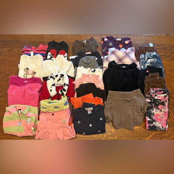 Huge 27 Piece Lot! Girls 5T Longsleeve, Pants, Dresses, Skirts Sweaters - Picture 1 of 6